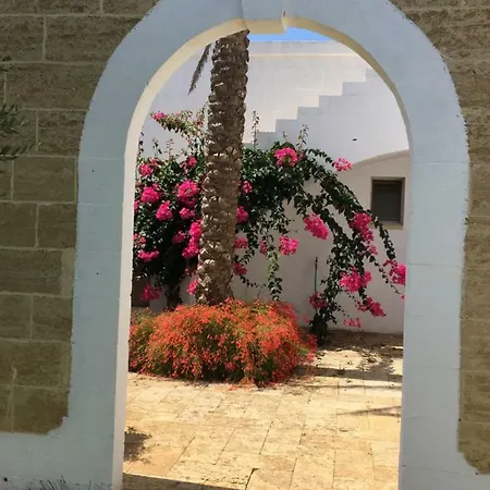 Casa Vacanze La Corte טורה ואדו