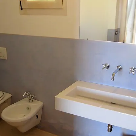 Casa Vacanze La Corte מלון דירות טורה ואדו