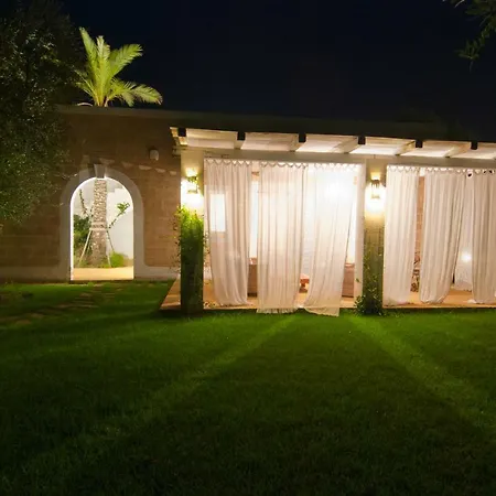 Aparthotel Casa Vacanze La Corte Torre Vado
